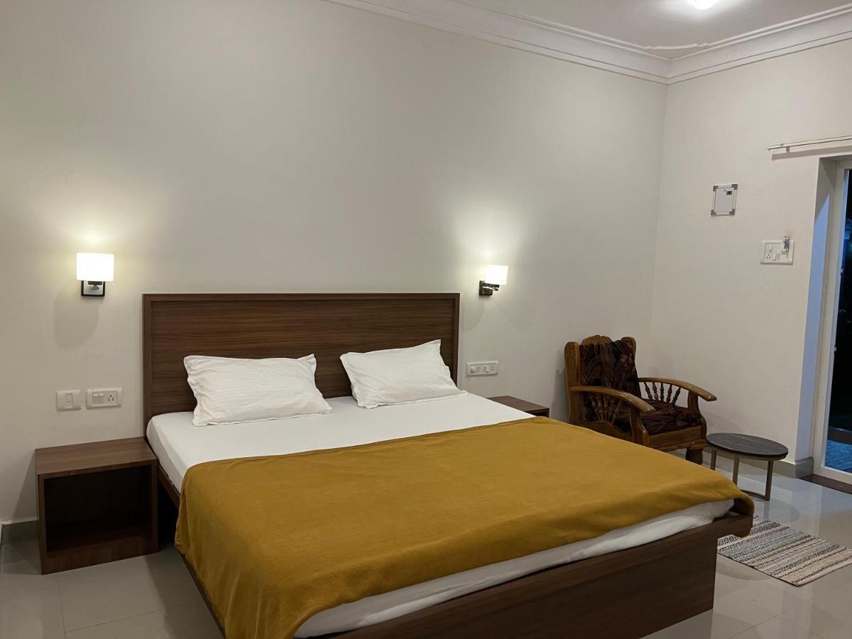 Morjim Sunset Hotel Esterno foto